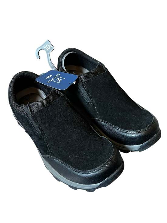 George - Picture 2 of 4